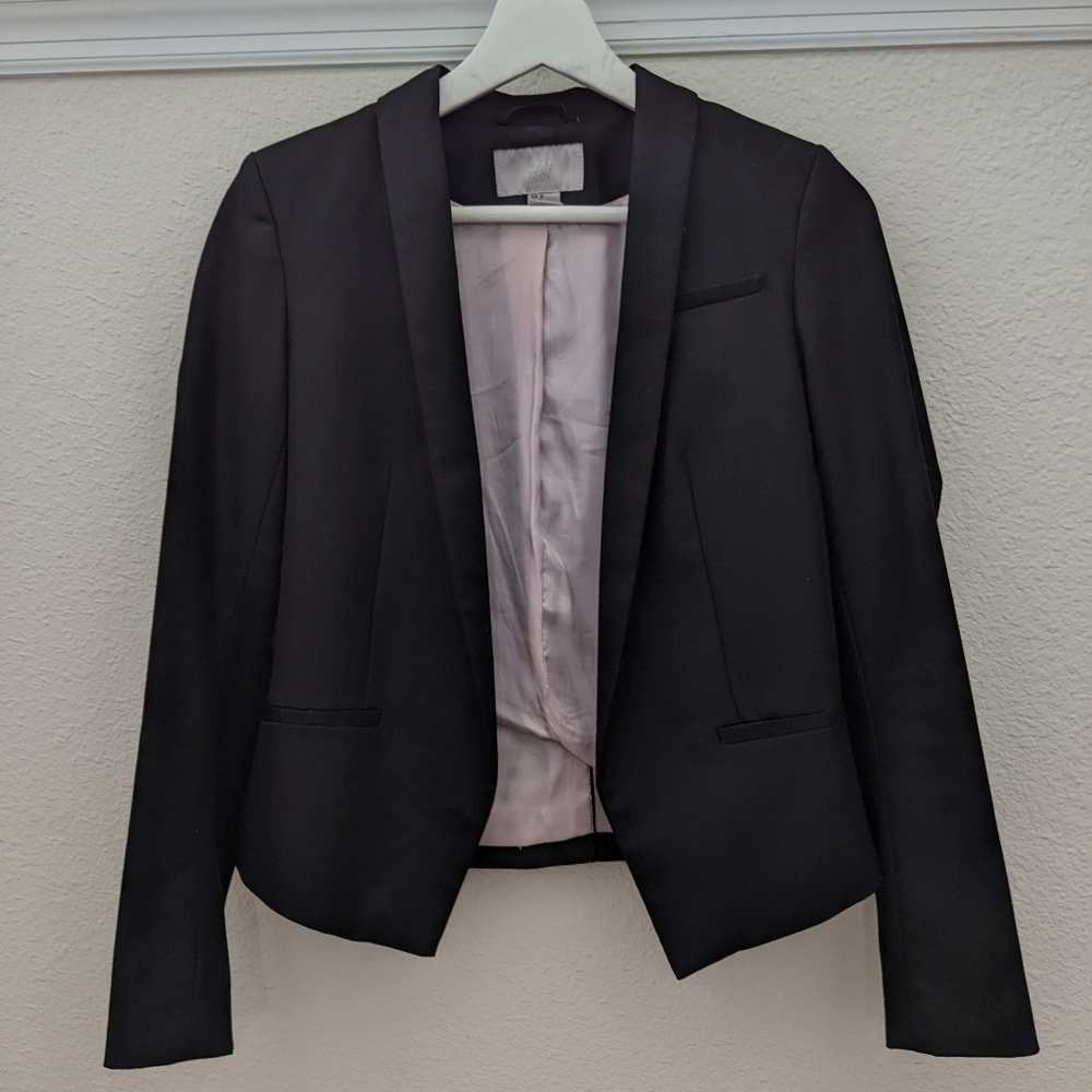 H&M black blazer